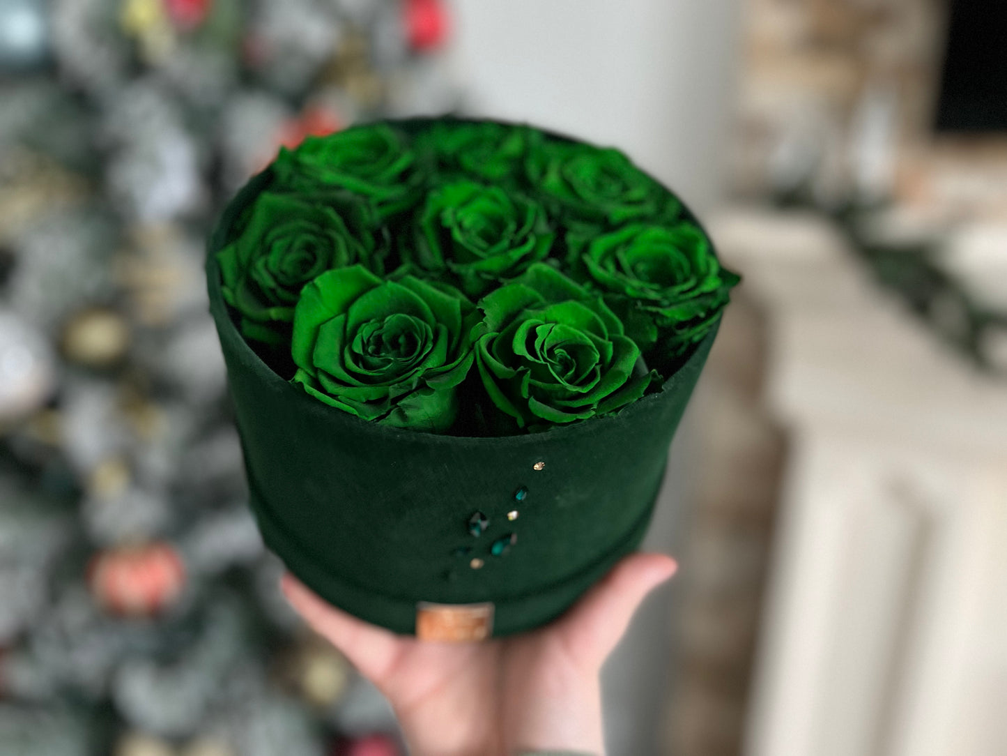 Holiday Swarovski Crystals Green 7ct Preserved Roses Midi 7" Emerald Round Velvet Box