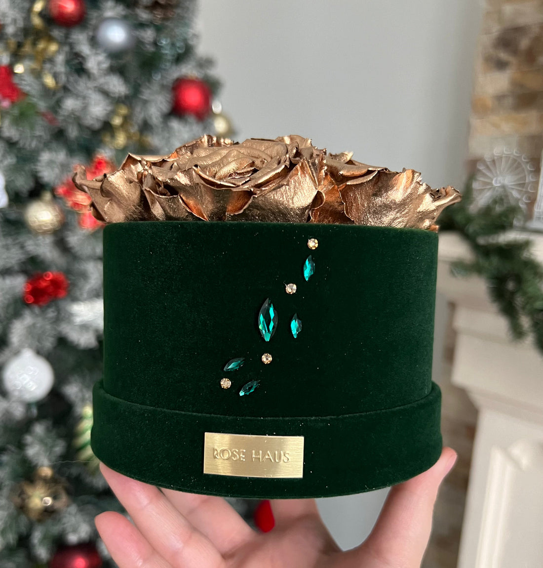 A Luxury Gift for Christmas: Preserved Rose Box with Swarovski Crystals Adorned