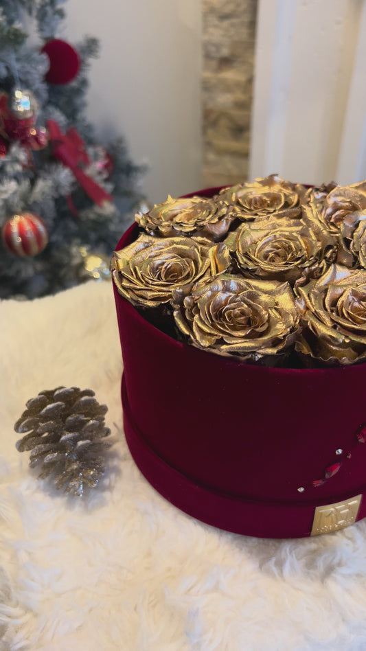 Holiday Classic Red Velvet Swarovski Crystals XL 24K Gold 8ct Preserved Roses Classic Red Round Velvet Box